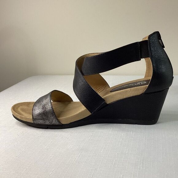 Euro Soft Women’s Black and Gunmetal Strappy Wedge Sandal Size 10 - Picture 6 of 10